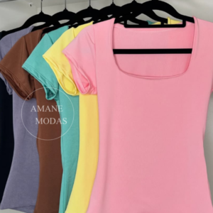 BLUSINHA DECOTE QUADRADO
